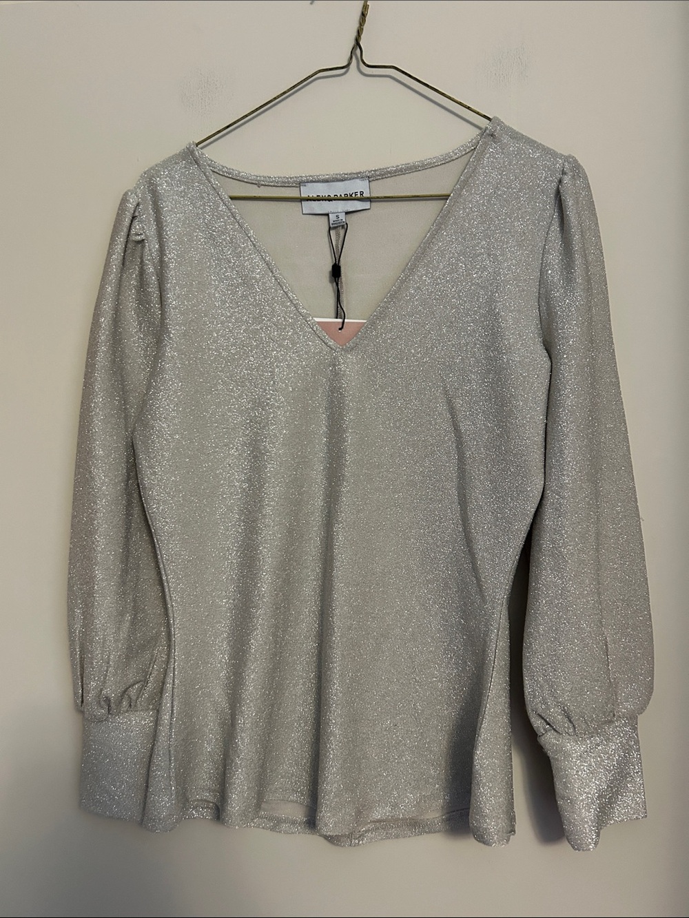 Alex & Parker ivory v-neck puff sleeve sparkly pull over top size S new w/ tags
